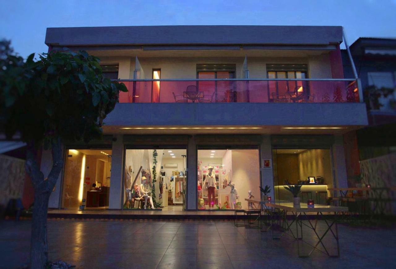 Aparthotel Island à Pefki  Extérieur photo